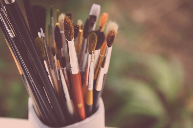 Compre tinta PINCELES
